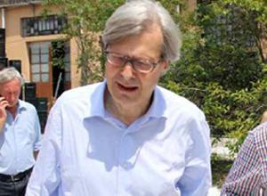 Sgarbi ha scelto il Pecci: il museo ospiterà la Biennale