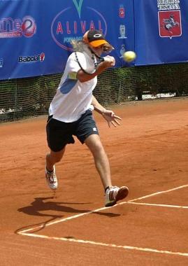 Tennista in azione 