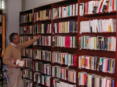 <b>A RISCHIO </b>il lavoro per gli attuali addetti della biblioteca Chelliana   