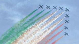 No alle Frecce tricolori sul Golfo