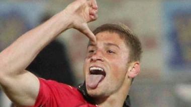 <b> IL PIENO. </b>Federico Dionisi festeggia un gol alla sua maniera