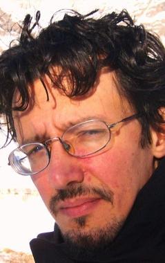 Il presidio continua, stasera Rovelli in concerto