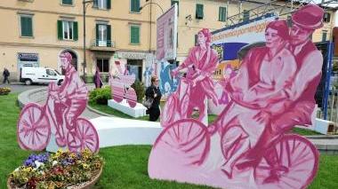 L’installazione di Daniele Gargano in piazza Gramsci