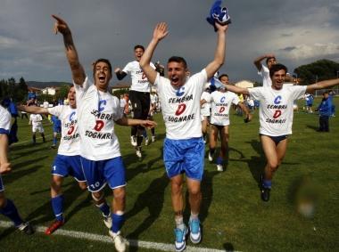 Due momenti della festa promozione di domenica scorsa al Benedetti              