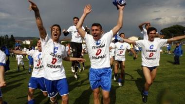 Due momenti della festa promozione di domenica scorsa al Benedetti