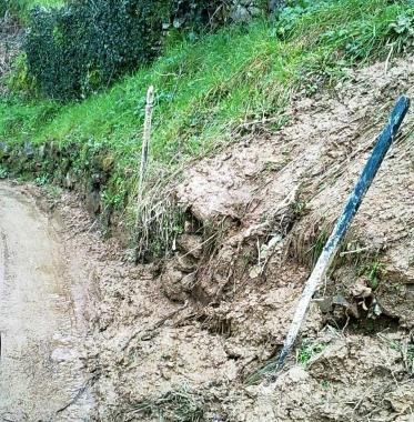 Una recente frana che si è verificata a Montemagno