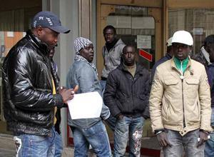Prosegue l'occupazione del Duomo da parte degli immigrati: "Non ci muoviamo"