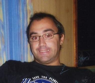 Buon compleanno Claudio Auguri a Claudio Sandroni dalla moglie Vale e dal figlio Jacopo
