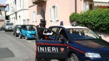 I carabinieri in via del Parco ad Ardenza