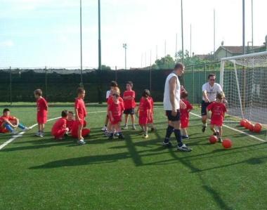 Una scuola calcio (foto darchivio)    