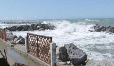 Divieto di balneazione per 50 metri a sud del bagno Gorgona