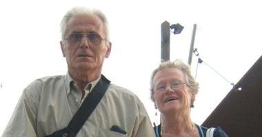 NOZZE D'ORO PER MARIO E BENITA «A Mario e Benita, per i vostri 50 anni di vita insieme ...
