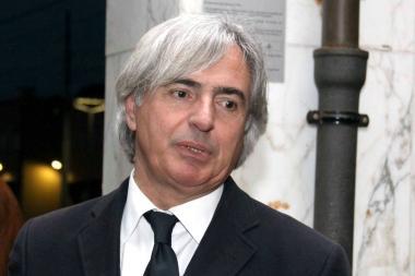 Il sindaco di Forte dei Marmi Buratti    