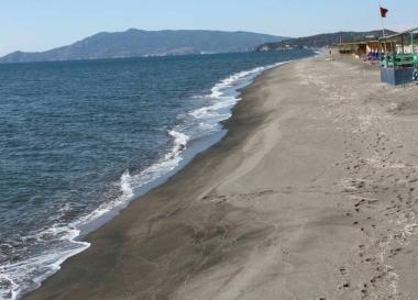 <b>ALLARME EROSIONE.</b> Problemi per le mareggiate anche alla duna fissa  