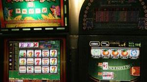 Giochi illegali, raffica di multe e sei denunce dei carabinieri