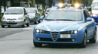Una volante della polizia