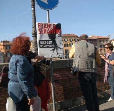 Due momenti della manifestazione in lungarno e in piazza Garibaldi 