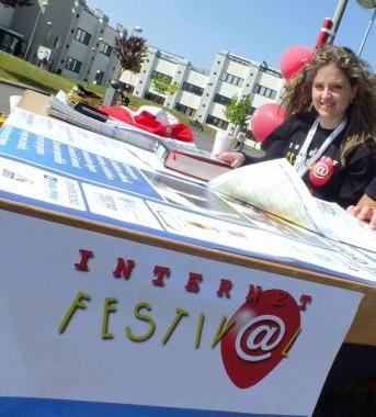 Internet irrompe nelle scuole grazie alle "eccellenze"