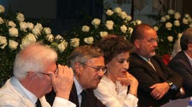 Momenti delle vecchie edizioni del Premio Viareggio: ora si punta all’archivio della manifestazione Sotto il sindaco Luca Lunardini