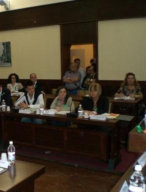 Una seduta del consiglio comunale di S. Croce sullArno  