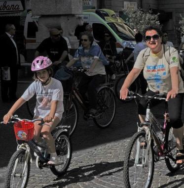 <b>TUTTI IN SELLA. </b>Alcune immagini di Bicincitt&agrave; 