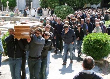 Commozione ai funerali di Picchi