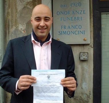 Tangenti sui morti: i tre ai domiciliari non parlano
