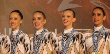 Marta Pagnini, seconda da sinistra, con le altre atlete dellItalia di ritmica 