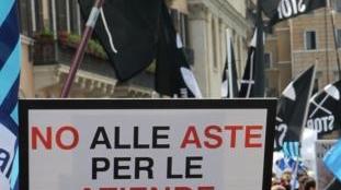 L'ira dei bagni contro Flavio Briatore