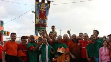 Due immagini del palio di Santo Stefano a Macerata