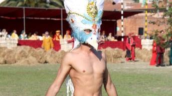 <b>LUCERTOLA.</b> La scenografia