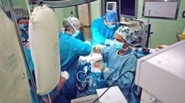 Quanto guadagnano i medici dell'Asl: in 25 oltre centomila euro