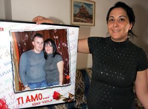 Detenzione e porto di armi da guerra Sorpreso nel sonno e arrestato