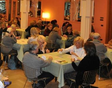 <b>TAVOLI </b>affollati per il Burraco 