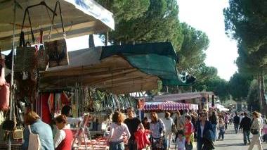 Bancarelle nel centro di Porcari (Vip)