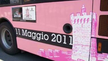 Il bus rosa della Tiemme
