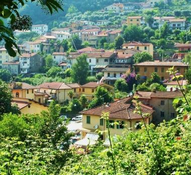 Loredana Silicani &egrave; il candidato a sindaco di Montignoso dellUdc: il suo programma tocca le famiglie e labbattimento delle barriere 