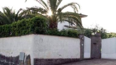 Maxifurto di notte nella villa dell'avvocato Claudio Lalli