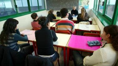 Ragazzi in aula (foto darchivio) 