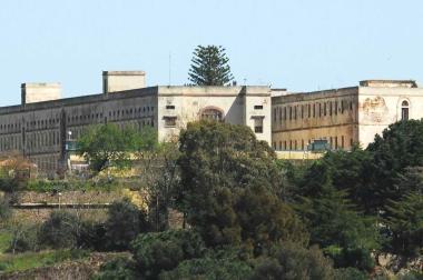 Il carcere di Porto Azzurro dove si &egrave; verificato il tentativo di suicidio 