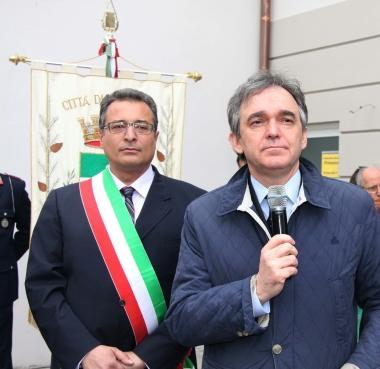 Da sinistra, il sindaco ed Enrico Rossi, presidente della Regione 