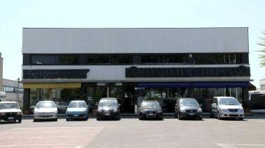 <b>COPERTE.</b> Le insegne a Montramito