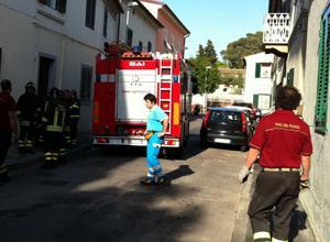 Anziana muore bruciata in casa