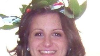 LAUREA PER SILVIA Complimenti a Silvia Stefanelli neodottoressa in ingegneria edile. «Sei ...
