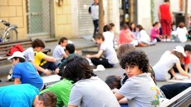 Invasione di colori per le vie del centro