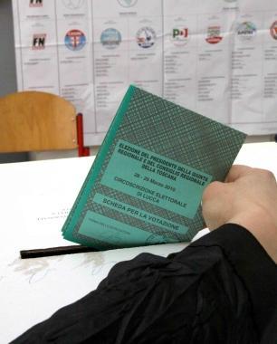 Elezioni, l'ultimo appello dei candidati