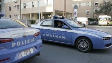 Istruttore di scuola guida aggredisce donna che non rispetta la precedenza
