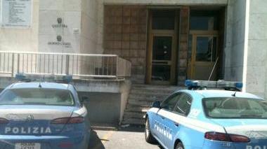 Due volanti della polizia