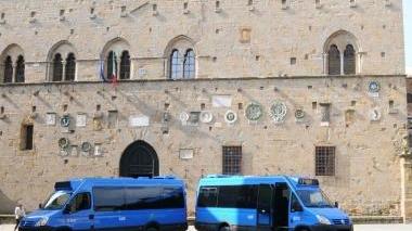 Bus Cpt in piazza dei Priori
