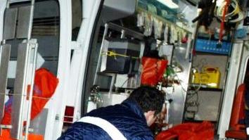 Sul posto è intervenuta un’ambulanza